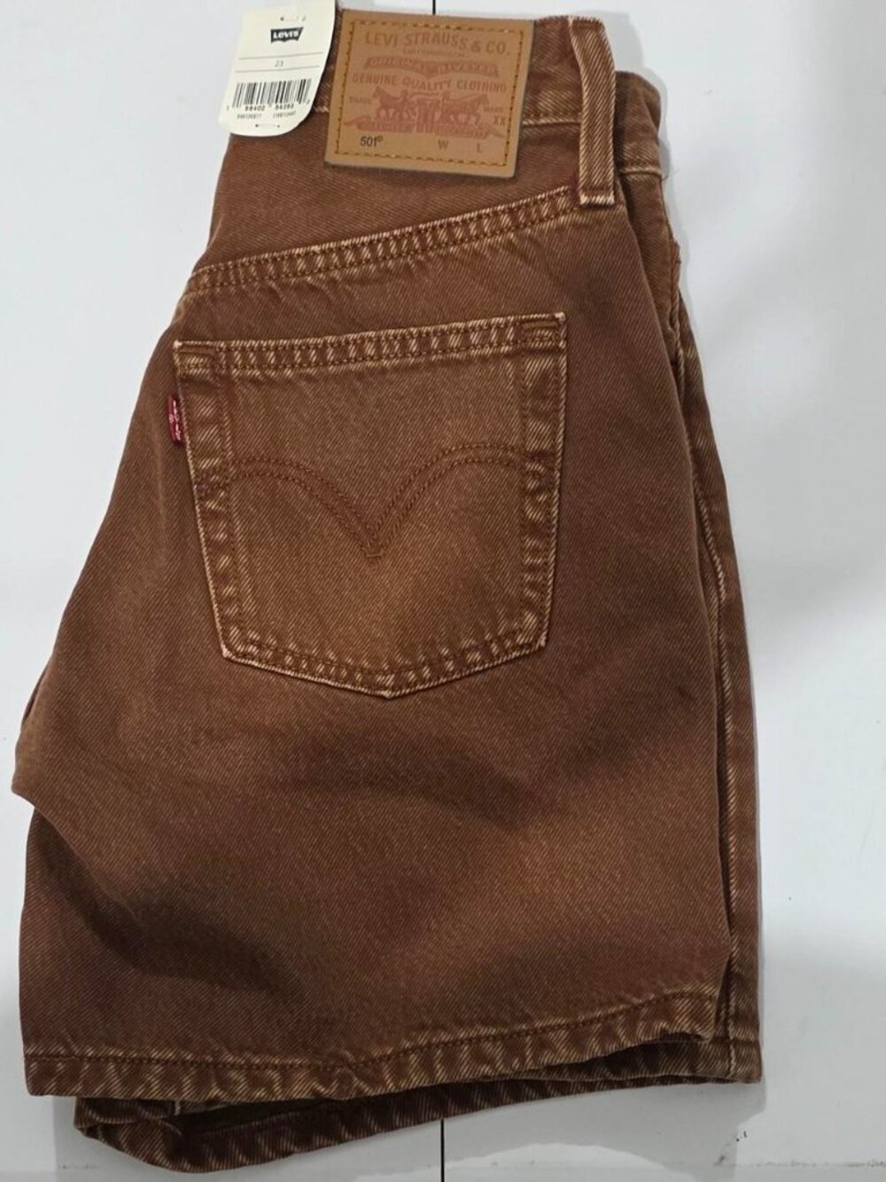 Levi's 501 Women's Brown Mid-Thighs Shorts - Size 23 - Picture 2 of 5